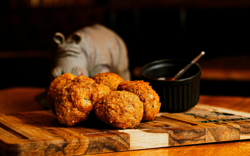 Croquetas cremosas de setas con toque de trufa